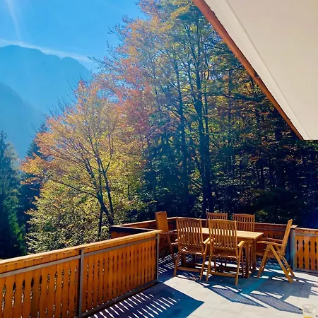 Holiday home Mountain View House - Panoramic! Gozd Martuljek