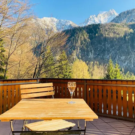 Holiday home Mountain View House - Panoramic!